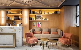 Room Mate Leo, Granada